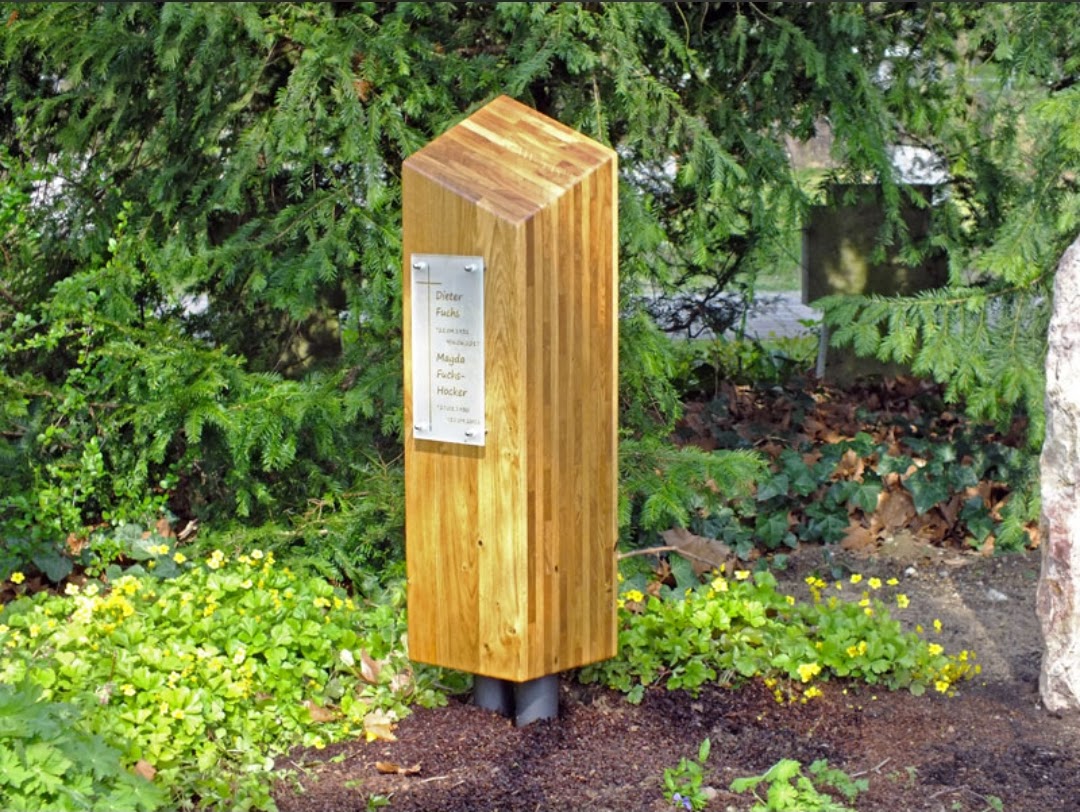 Holzgrabmal Beispiel 1